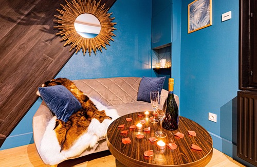 Faubourg North Apartment | "Glamappartspa" Cosy champagne and parking lot