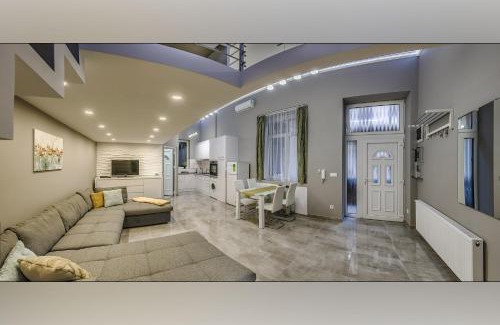 Terezvaros Apartment | Glamorous apartman - Oktogon city center