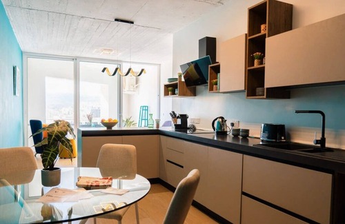 Zebbug Apartment | Glamorous Apartment with Panoramic Green Views