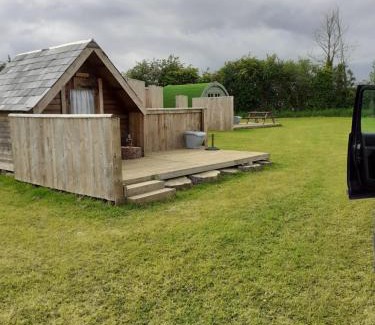 Chippenham House | Glamping at the Retreat Wiltshire is rural bliss