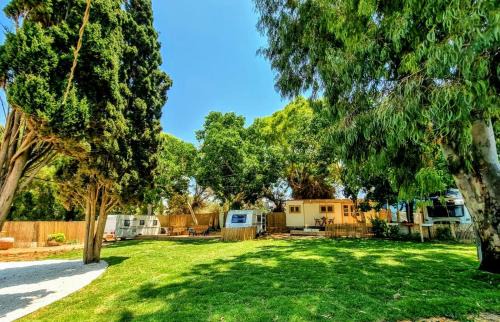Kfar Vitkin Other | Glamping Beit Yanai