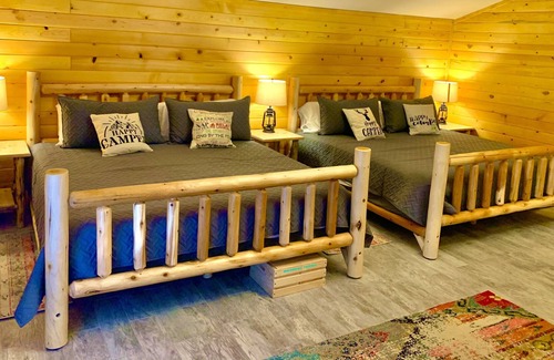 Wayside House | Glamping Cabins in Palo Duro Canyon State Park