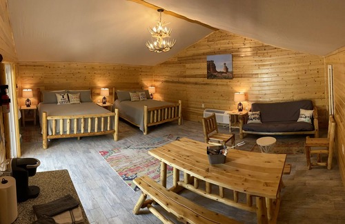 Wayside House | Glamping Cabins in Palo Duro Canyon State Park