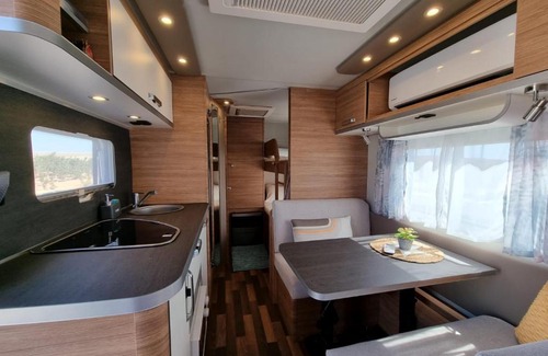 Mitzpe Ramon Other | Glamping Caravans In The Crater- גלמפינג קרוואנים במכתש רמון