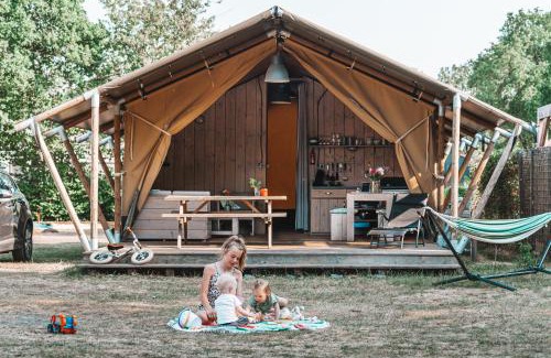 Municipality of Rijssen-Holten Other | Glamping Holten luxe safaritent 1