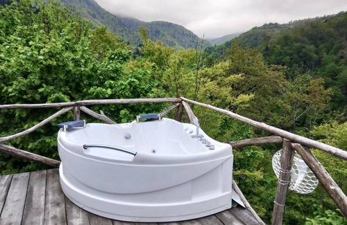 Khelvachauri Cottage | Glamping Machakhela
