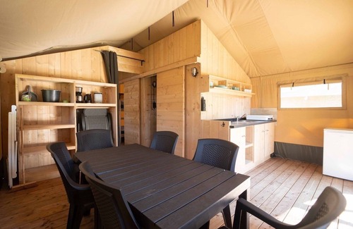 Vessem House | Glamping on a site with many facilities and pool