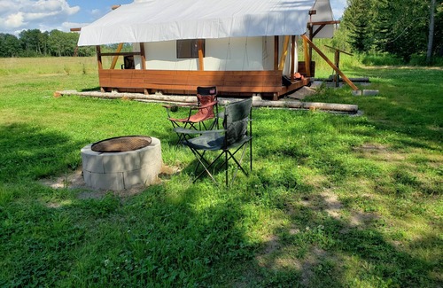 Sundre RV Rental | Glamping tent close to the river by Sundre, Alberta