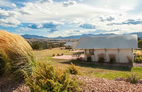Canon City Cabin | Glamping Tent Double Queen - Royal Gorge Cabins