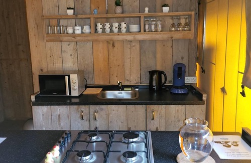 Jabbeke RV Rental | Glamping tent for 6p
