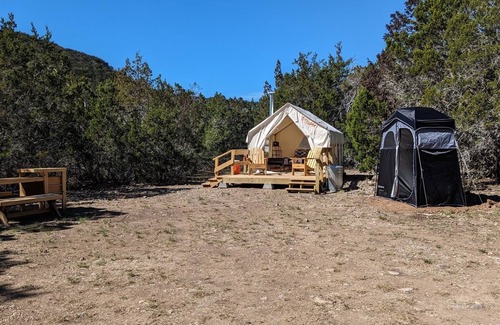 Vanderpool RV Rental | Glamping Tents 1, 2, 3