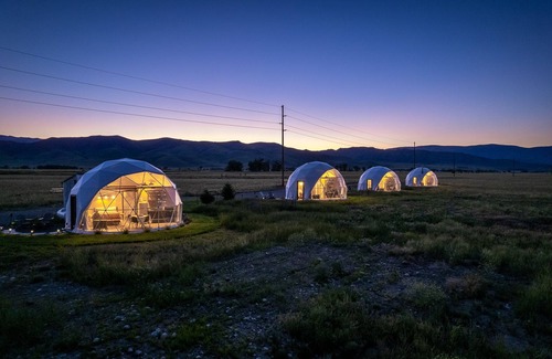 Livingston Cabin | Glamping under the Montana stars #2