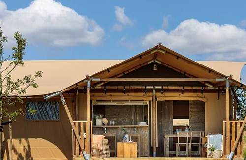 Mol House | Glampingtent Silver Lodge 6 by Interhome