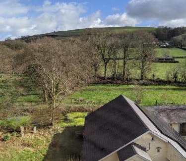 Tregaron Bed & Breakfast | Glan Brennig