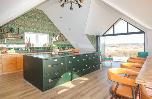 Rhoscolyn Cottage | Glan Towyn