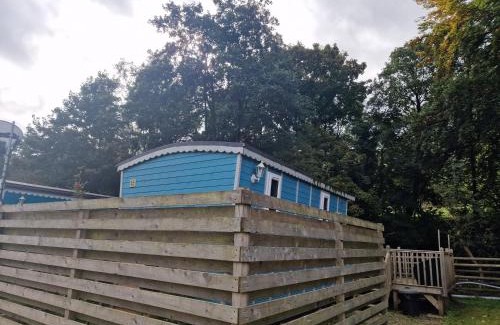 Llanfair Caereinion House | Glan yr Afon Dau - Relax Recuperate Hot Tub