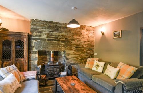 Machynlleth House | Glanyant Cottage