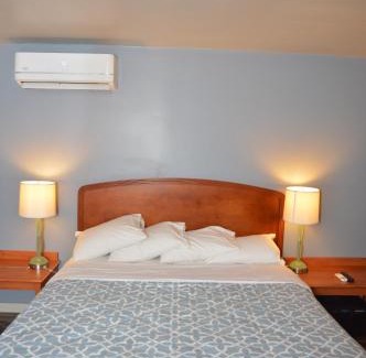 Ventura Hotel | Glass Slipper Inn - Stanford Palo Alto