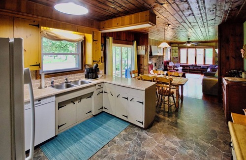 Bayfield Cottage | Glass Tile Cottage: Classic Bayfield Cottage Across The Road From The Lake!