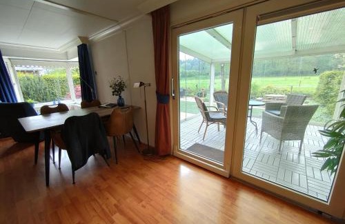 Garderen Ski Chalet | Glass Veranda Chalet in nature, cleaning included