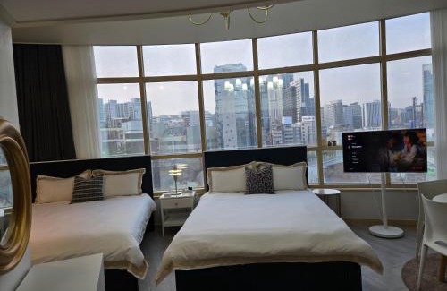 Cheongpa-dong Apartment | Gleam House
