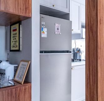 Gleba Fazenda Palhano Apartment | Gleba impecável, sacada envidraçada, ar, lava-seca
