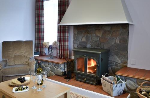 Marybank House | Glebe Cottage
