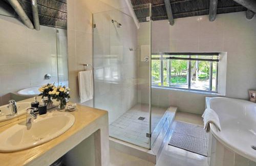 Stanford Villa | Gledsmuir Spacious Homestead