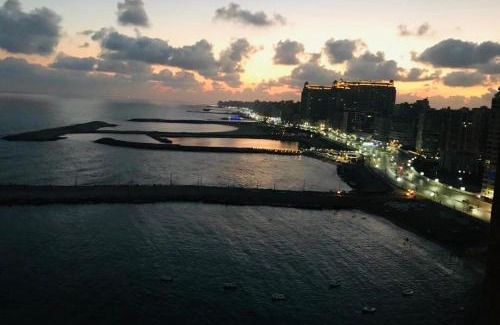 Ar-Raml 1 Apartment | Gleem Bay Ultra Lux Sea View Apartment