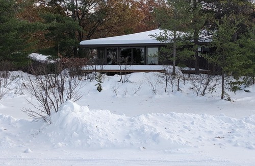 Glen Arbor Cottage | Glen Arbor – on Sleeping Bear Bay