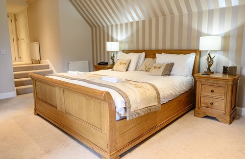 Clova Hotel | Glen Clova Hotel and Lodges