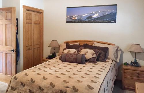 Bartlett Apartment | Glen Land 7