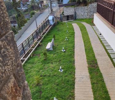 Kodaikanal Villa | Glen Mist, Mesmerizing Valley View Homestay, Kodai