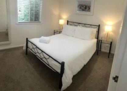 Glen Innes House | Glen Waverly Farmstay