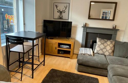 Largs Apartment | Glenashdale 28 A 1/R Boyd Street Largs KA308LE
