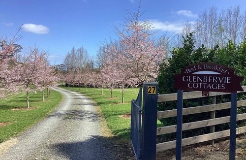 Glenbervie Cottage | GLENBERVIE COTTAGES - Totara Cottage - 2 bedrooms