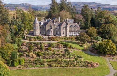 Oban House | Glencruitten House