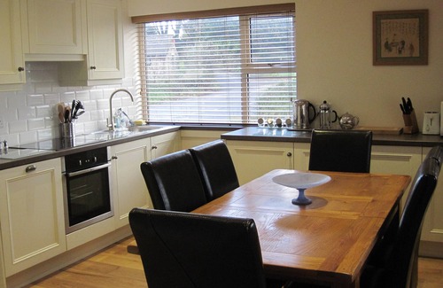 Mabe Apartment | Glengarth - Cornish Granite Victorian House - First Floor 3 Bed Deluxe flat