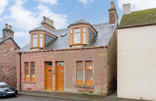 Kirriemuir House | Glengate - Traditional home in Kirriemuir