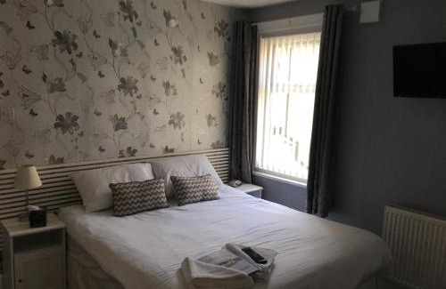 North Shore House | Glenheath Hotel