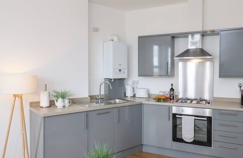 Redcar Cottage | GLENHOLME APARTMENT 1, pet friendly in Redcar