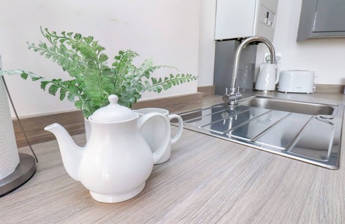 Redcar Cottage | GLENHOLME APARTMENT 1, pet friendly in Redcar
