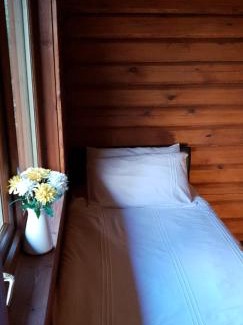 Fort William House | Glenmhor Log Cabin