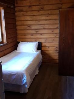Fort William House | Glenmhor Log Cabin