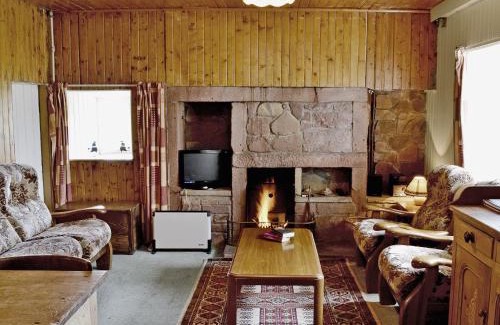 Balnaboth House | Glentairre Cottage - Swww
