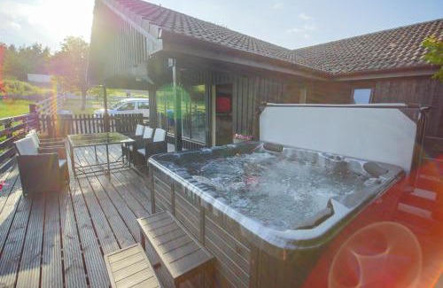 East Lewiston Ski Chalet | Glenview Chalet Park