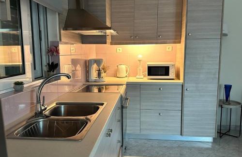 Nipos Apartment | Glikanisos House Nipos - ideal for hikers and families 2bd, 6pl, 10min to beach