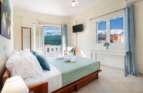 Nipos Apartment | Glikanisos House Nipos - ideal for hikers and families 2bd, 6pl, 10min to beach