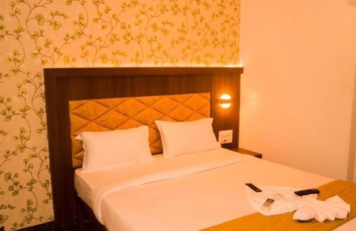 Thane West Hotel | Glitz Hotels AR Residency