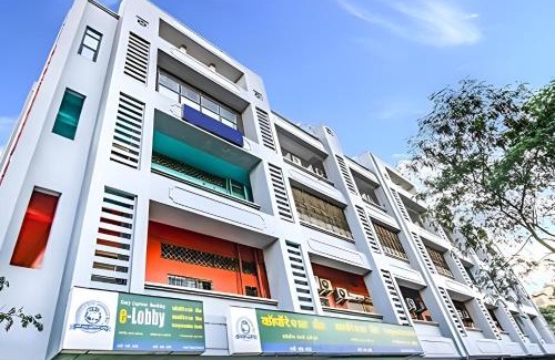 Sakinaka House | Glitz Hotels New Seven Hills - Nr International Airport Mumbai